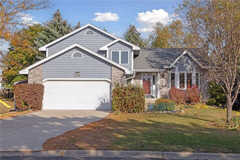 13841 Sunset Lake Drive, Burnsville, MN 55337