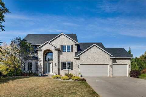 3260 Richmond Alcove, Woodbury, MN 55129