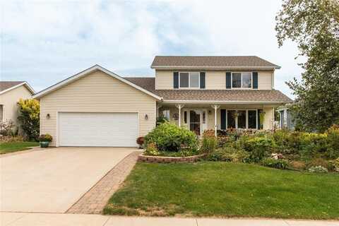 807 Rodeo Drive SE, Pine Island, MN 55963