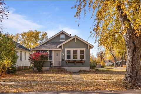 904 7th Avenue SW, Faribault, MN 55021