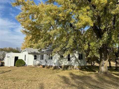 2011 4th Avenue, Windom, MN 56101