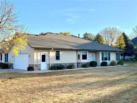 1100 Village Street SE, New Prague, MN 56071