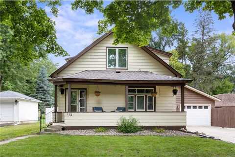 112 Lake Avenue E, Winsted, MN 55395