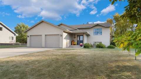 2646 Lois Lane SE, Alexandria, MN 56308