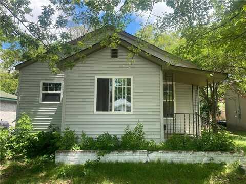 316 1st Avenue NE, Brainerd, MN 56401