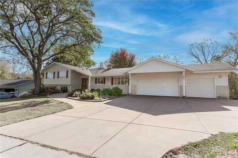 2305 Skyline Drive S, Burnsville, MN 55337