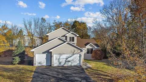 3833 Chase Avenue, Anoka, MN 55303