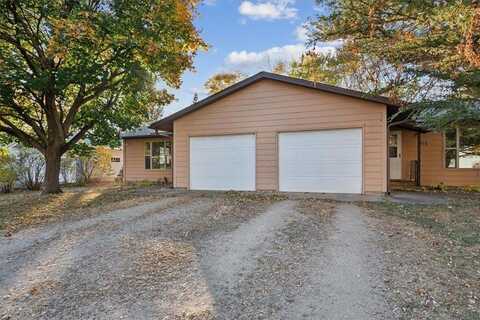 513 Cedar Drive N, North Hudson, WI 54016