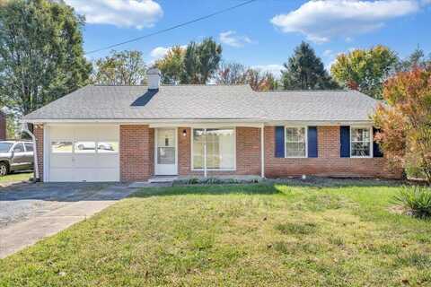 4654 Desi RD NW, Roanoke, VA 24017