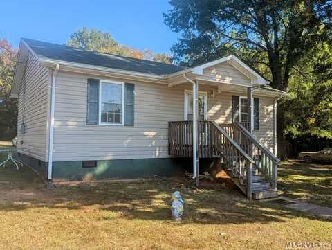 400 Skipwith Rd, Boydton, VA 23917