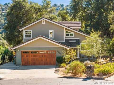 9825 Dogwood Ln, Escondido, CA 92026