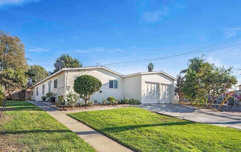 747 E Indian Rock Rd, Vista, CA 92084