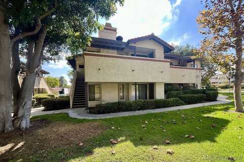 974 Lupine Hills Dr, Vista, CA 92081