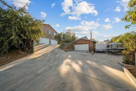 8955 Greenview Pl, Spring Valley, CA 91977