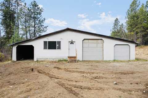 30710 N NEWPORT Hwy, Chattaroy, WA 99003