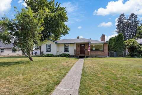 4023 W Hoffman Ave, Spokane, WA 99205