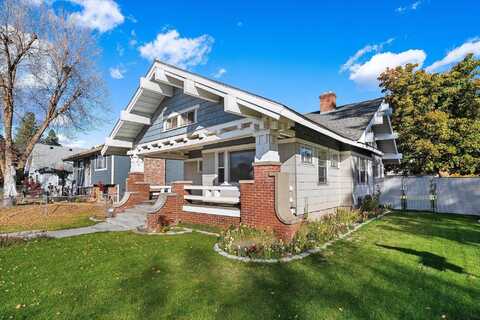 4304 N Madison St, Spokane, WA 99205