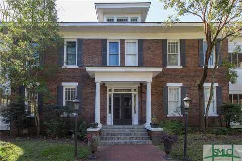 733 E Henry Street, Savannah, GA 31401