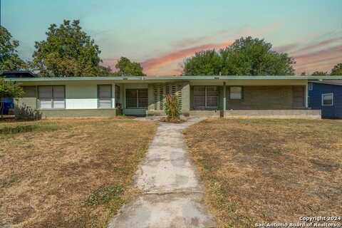 131 BRETTONWOOD DR, San Antonio, TX 78218