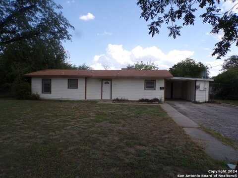 241 PECAN ST, Uvalde, TX 78801