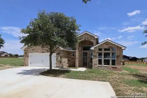 1493 FM 3175, Lytle, TX 78052