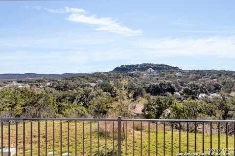 864 SCENIC HILLS DR, Canyon Lake, TX 78133