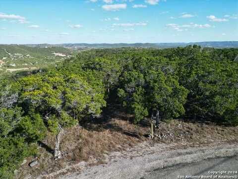 2175 S Goat Rdg, Pipe Creek, TX 78063