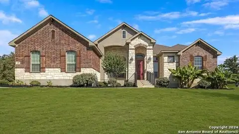 120 LEANN WAY, Castroville, TX 78009