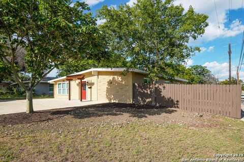 7602 McCullough, San Antonio, TX 78216