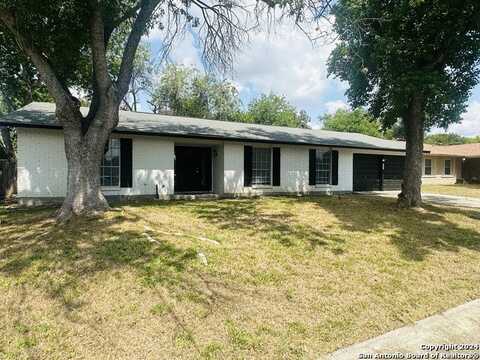 8011 SHADOW FRST, San Antonio, TX 78239