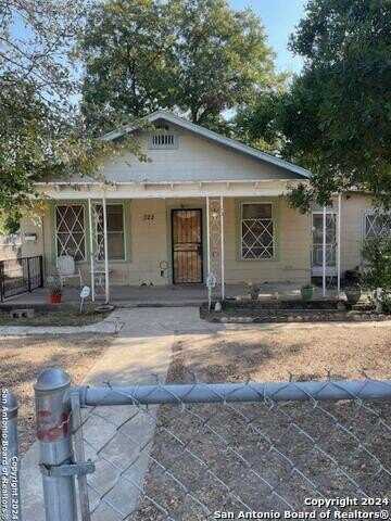 322 Compton Ave, San Antonio, TX 78214