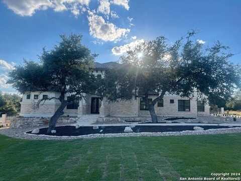 3 WOODLAND PT, Boerne, TX 78015