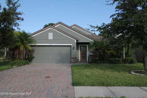 560 Dillard Drive SE, Palm Bay, FL 32909