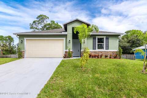 563 Holmes Avenue NW, Palm Bay, FL 32907