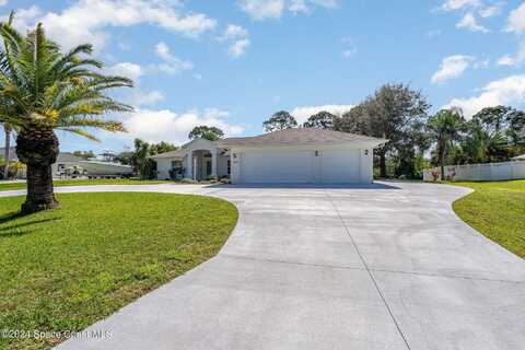 784 Holden Avenue, Sebastian, FL 32958