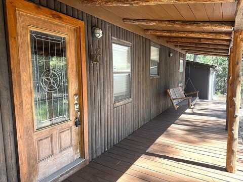 150 Broken Bow, La Grange, TX 78945