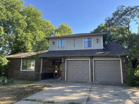 718 S Maize Ct, Wichita, KS 67209