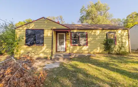 1956 N Spruce, Wichita, KS 67214