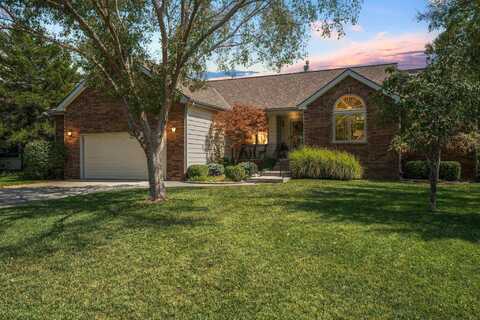 1300 N Country Walk Cir., Wichita, KS 67206