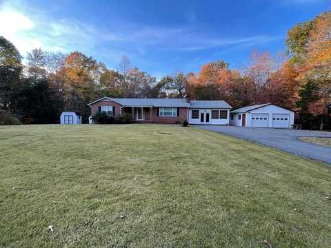 861 Weaver Rd, Green Bay, VA 23942