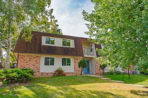 7201 Old Sauk Road, Madison, WI 53717