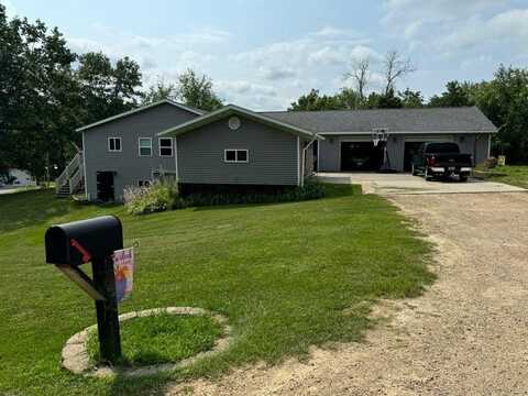 170 South Street, La Valle, WI 53941