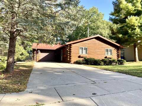 382 Grove Street, Lake Mills, WI 53551