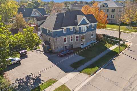 110 W Rollin Street, Edgerton, WI 53534