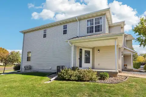 209 N Musket Ridge Drive, Sun Prairie, WI 53590