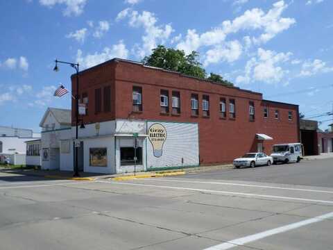 320 - 322 Superior Avenue, Tomah, WI 54660