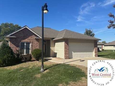 907 E Texas, Clinton, MO 64735