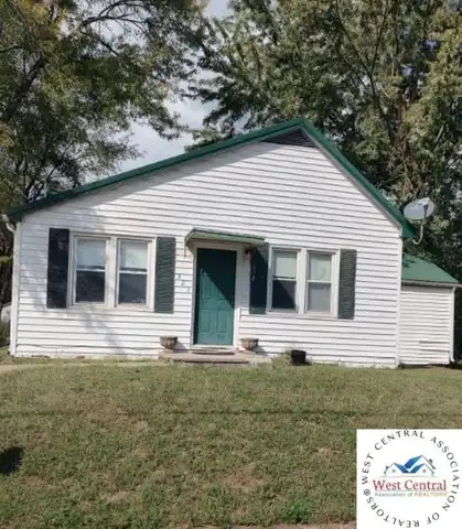 323 W Green, Clinton, MO 64735