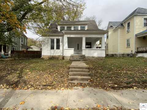 812 W 7th, Sedalia, MO 65301