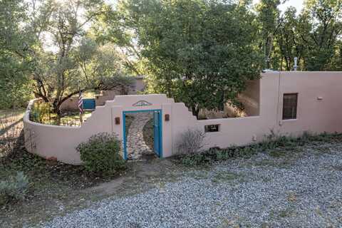 57 State Road 233, Medanales, NM 87548